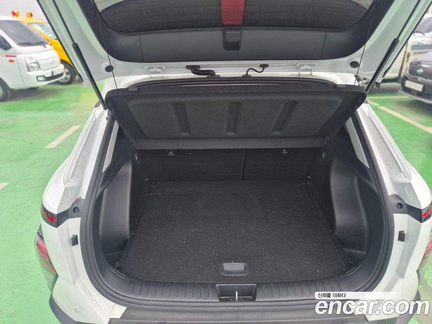 Hyundai Kona 2025