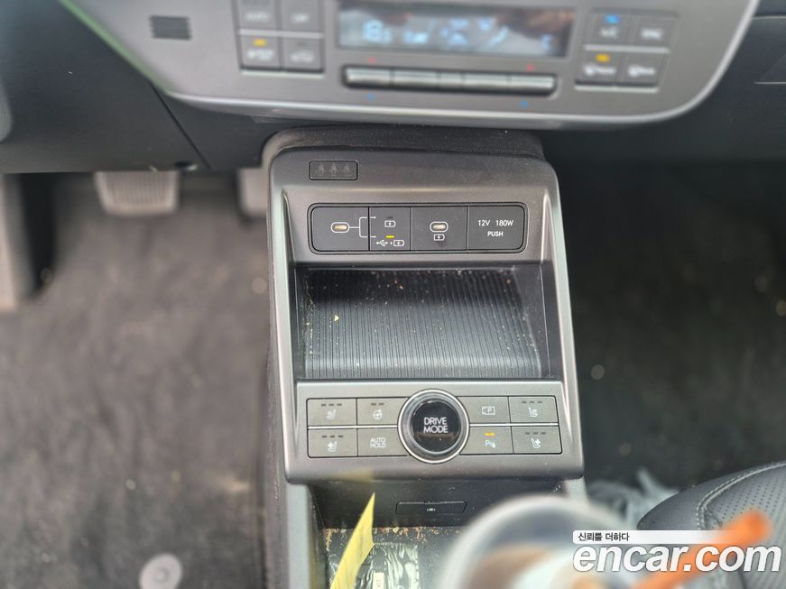 Hyundai Kona 2025