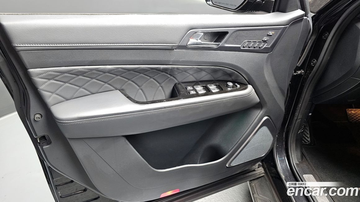 KG_Mobility_Ssangyong Rexton 2024