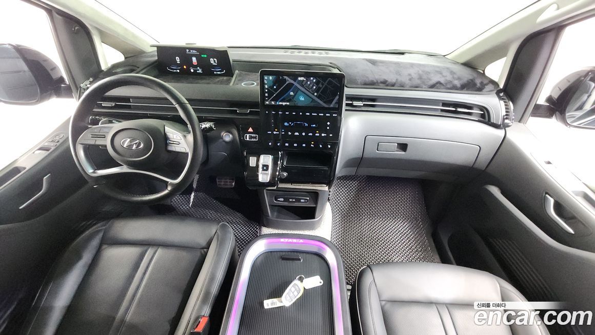 Hyundai Staria 2023