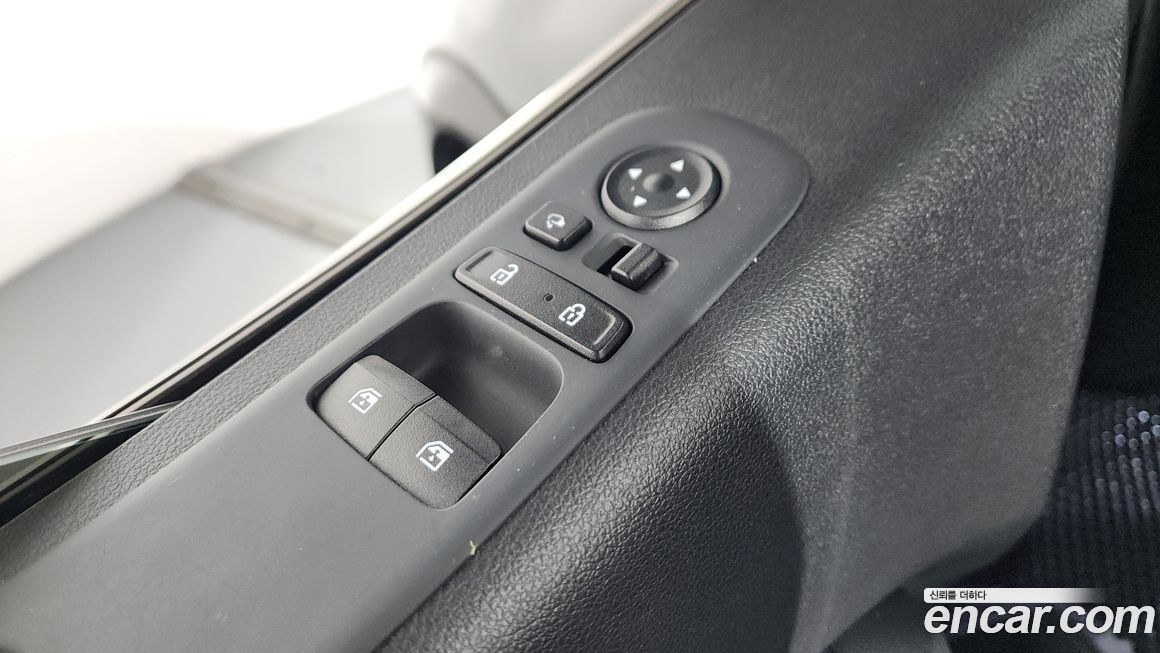 Hyundai Staria 2023