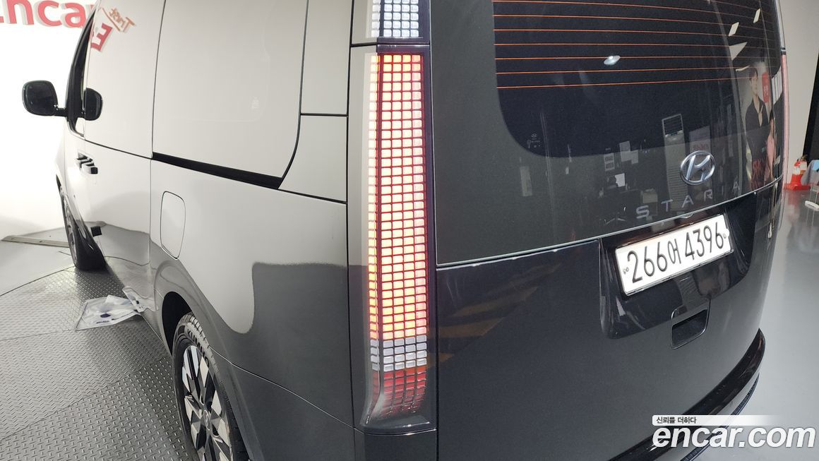 Hyundai Staria 2023