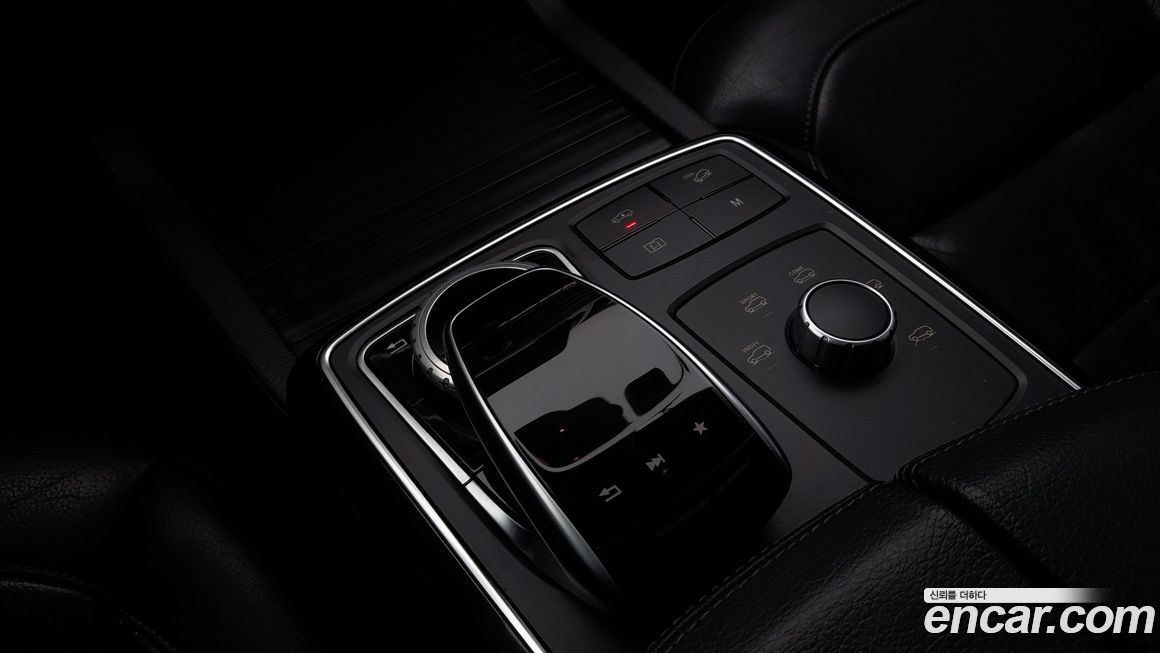 Mercedes-Benz GLE-Class 2018