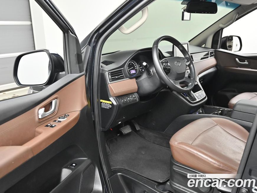 Hyundai Starex 2020