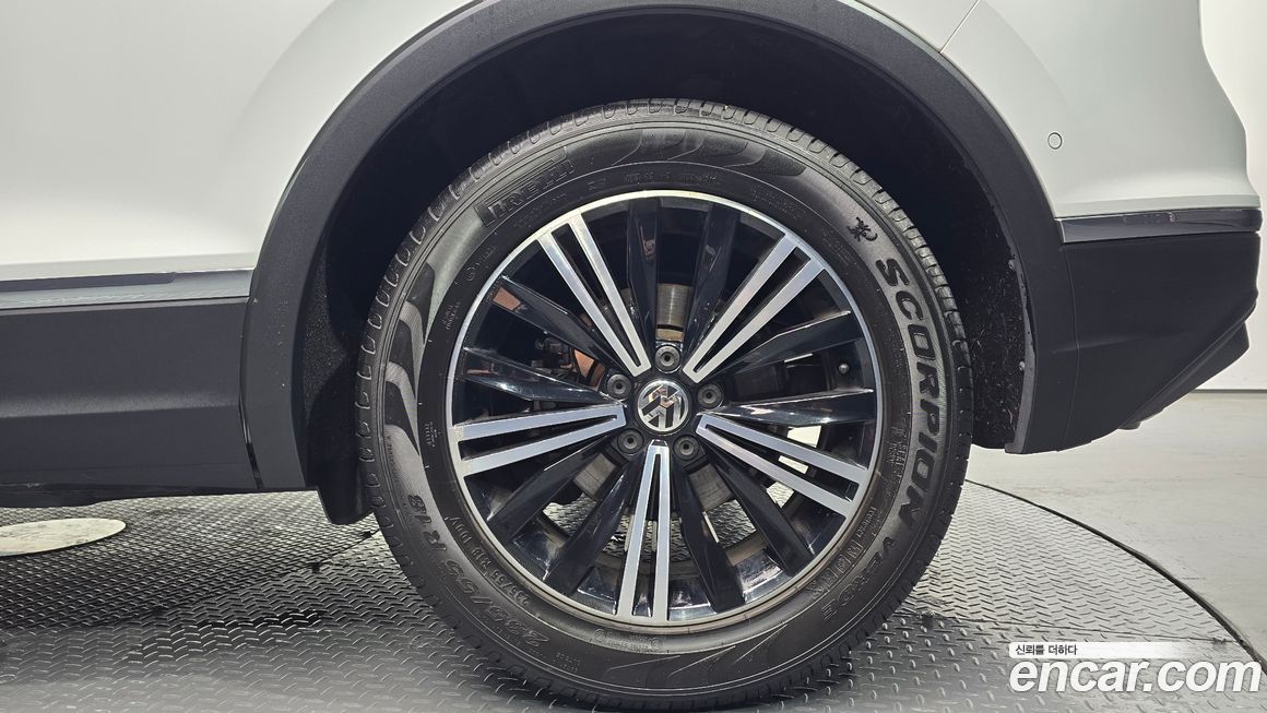 Volkswagen Tiguan 2020