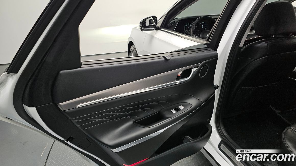 Hyundai Grandeur 2020