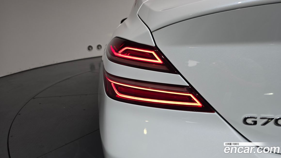 Genesis G70 2021