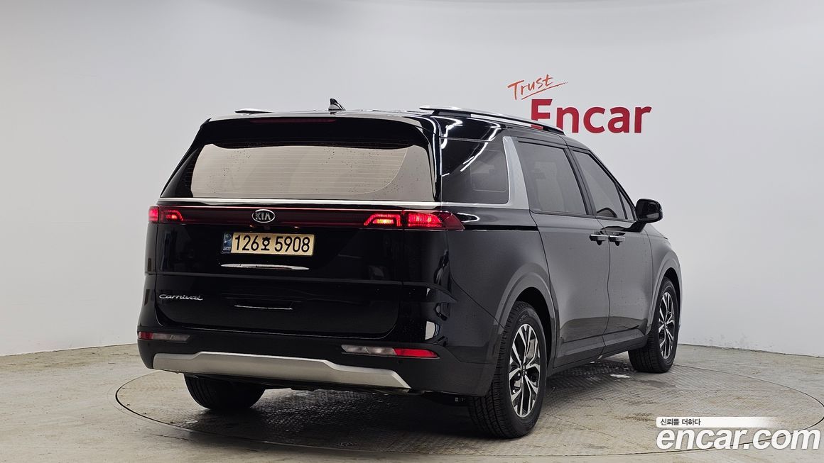 Kia Canival 2021