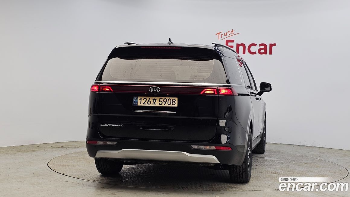 Kia Canival 2021