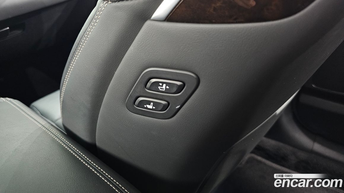 Genesis G90 2019