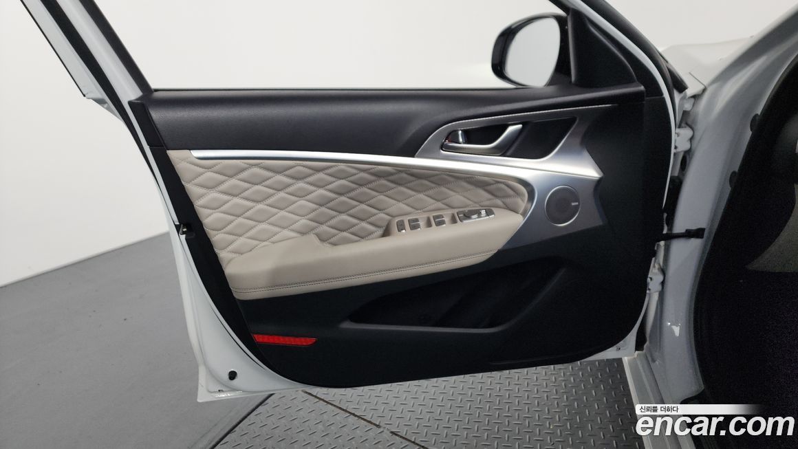 Genesis G70 2021