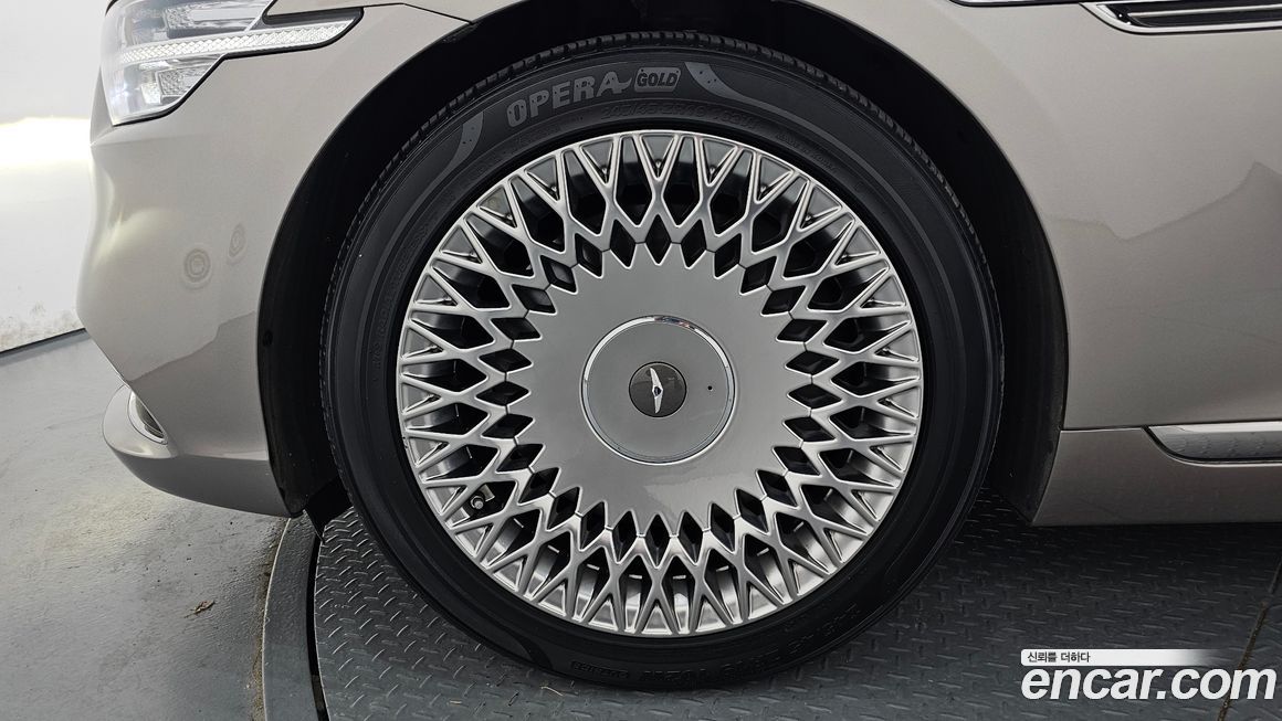 Genesis G90 2019