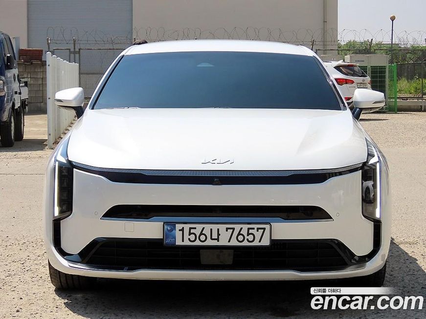Kia K8 2025