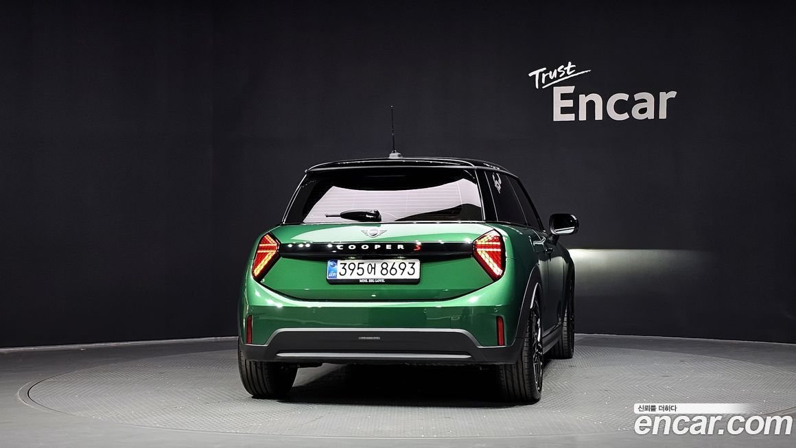 Mini Cooper 2025