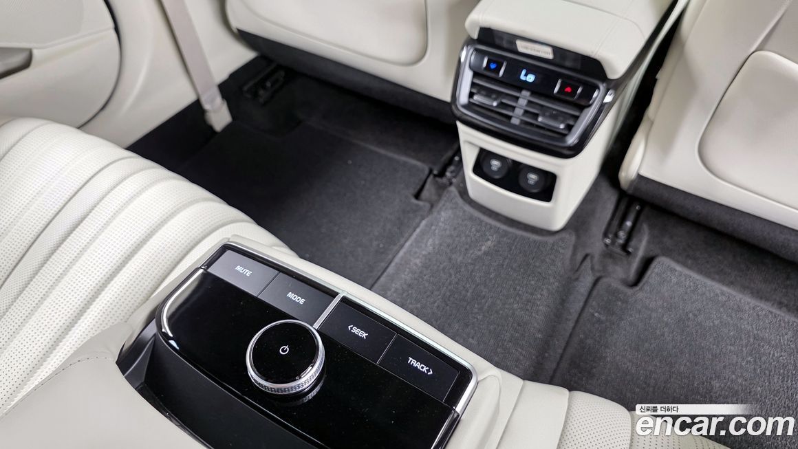 Kia K8 2023