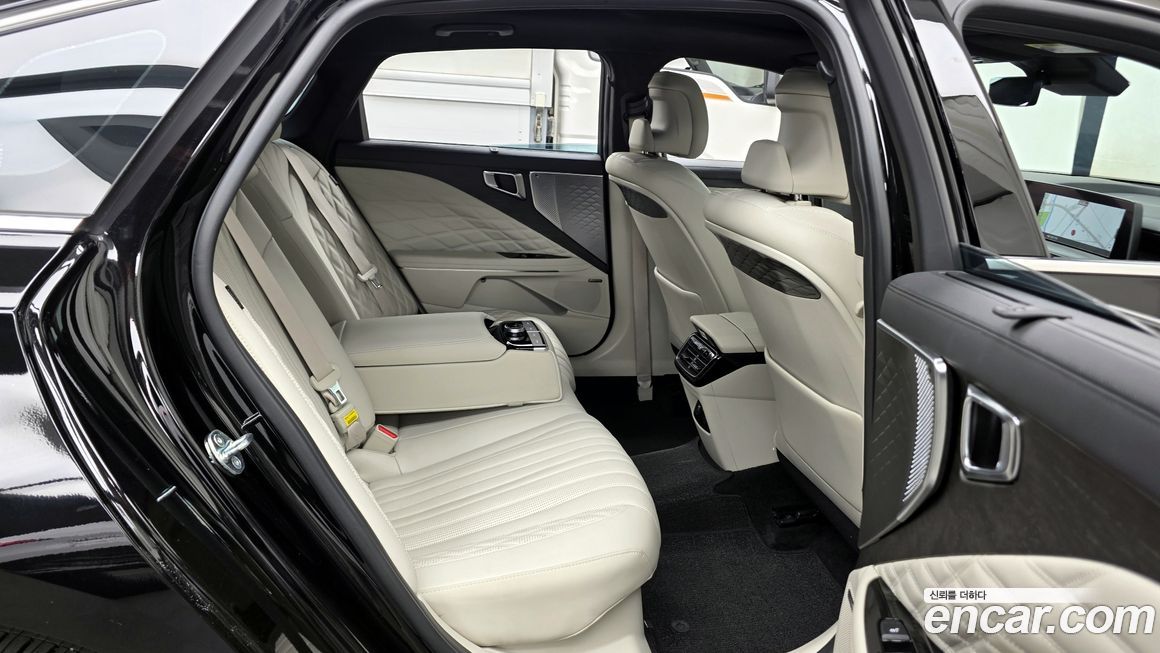 Kia K8 2023
