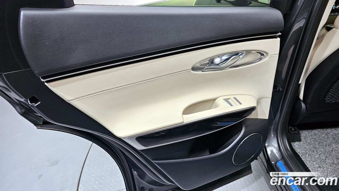 Genesis GV70 2021
