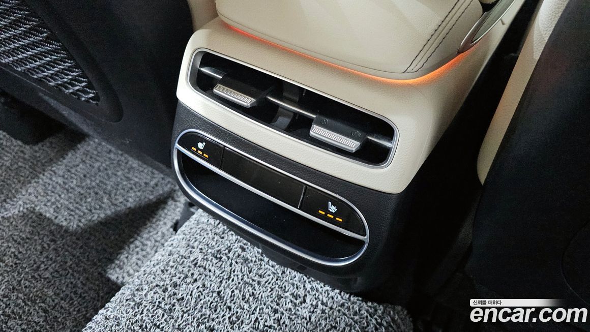 Genesis GV70 2021