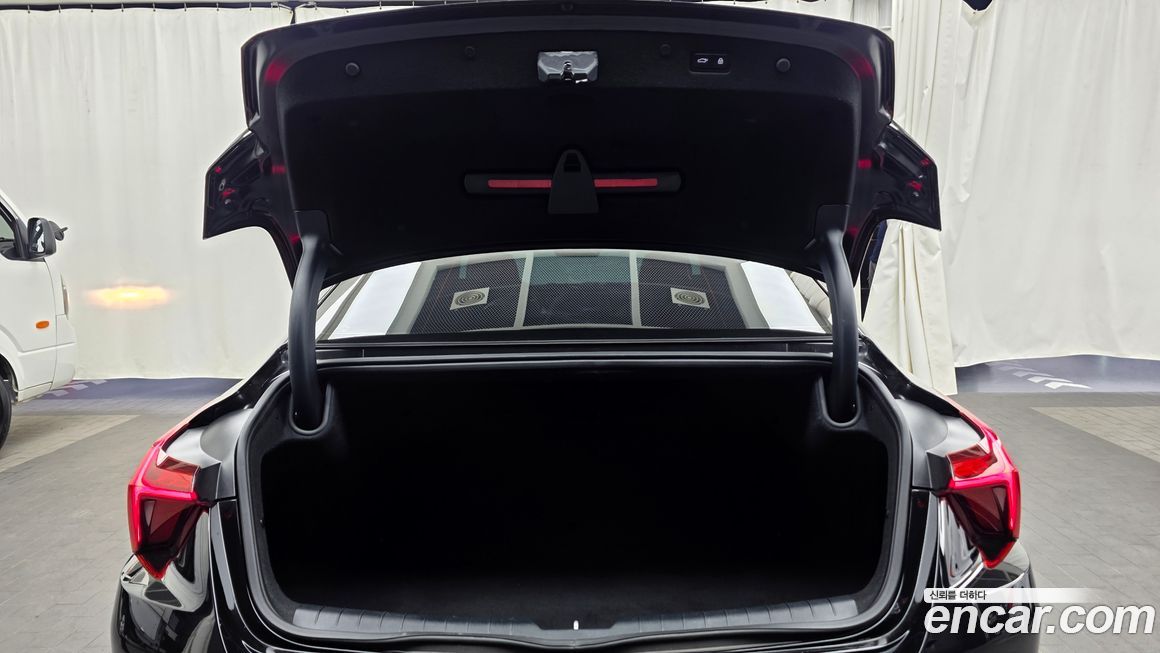 Kia K8 2023