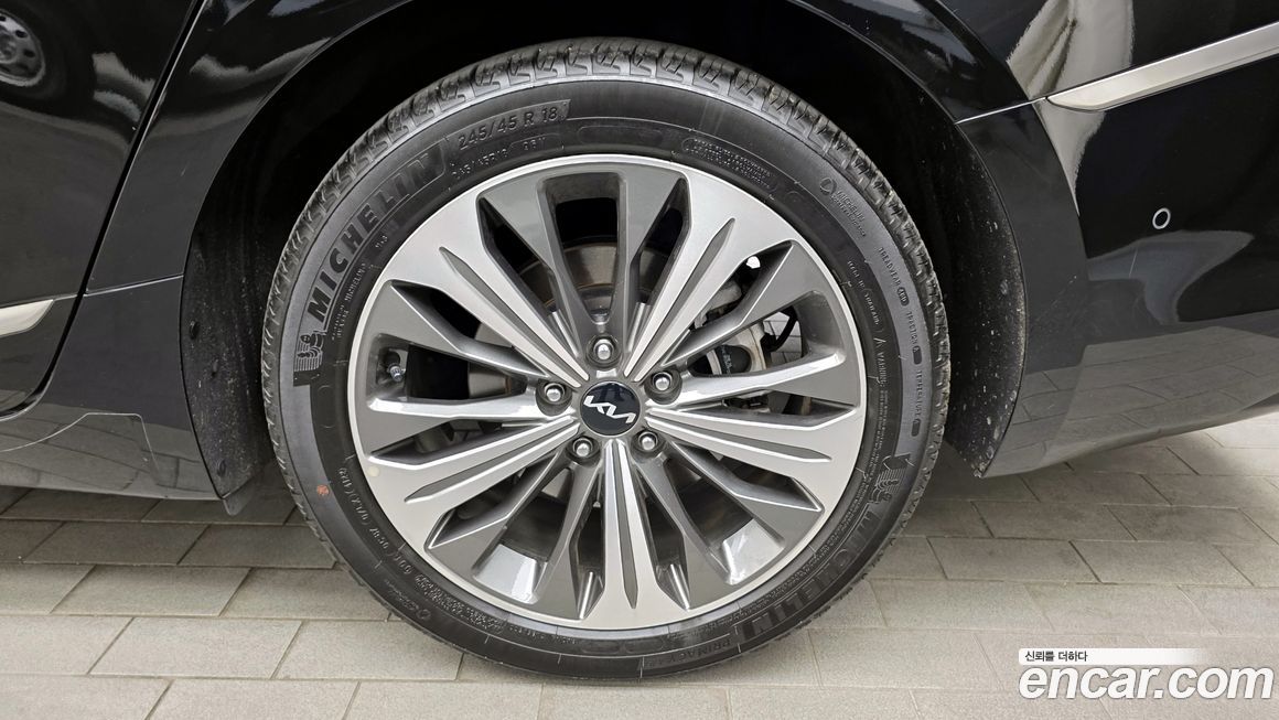 Kia K8 2023