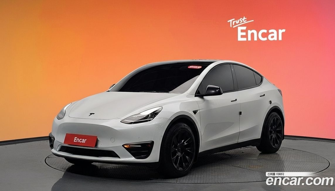 Tesla Model Y 2021