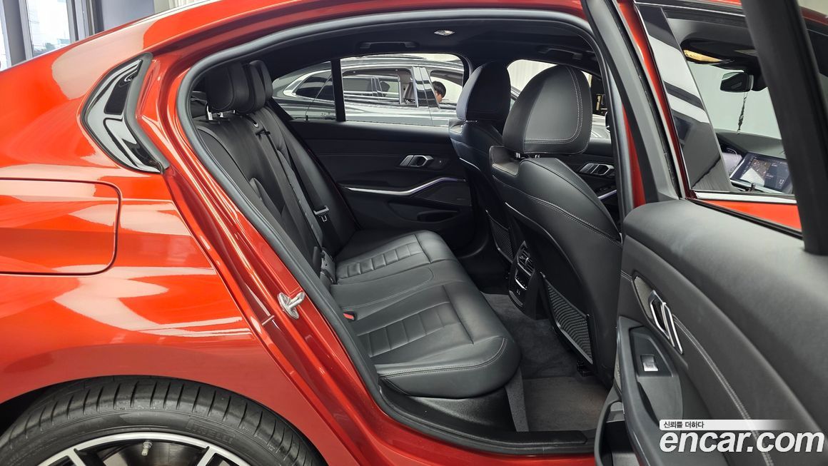 BMW 3-Series 2021