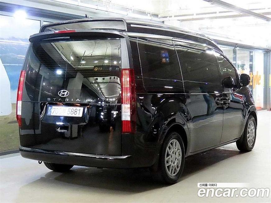 Hyundai Staria 2023
