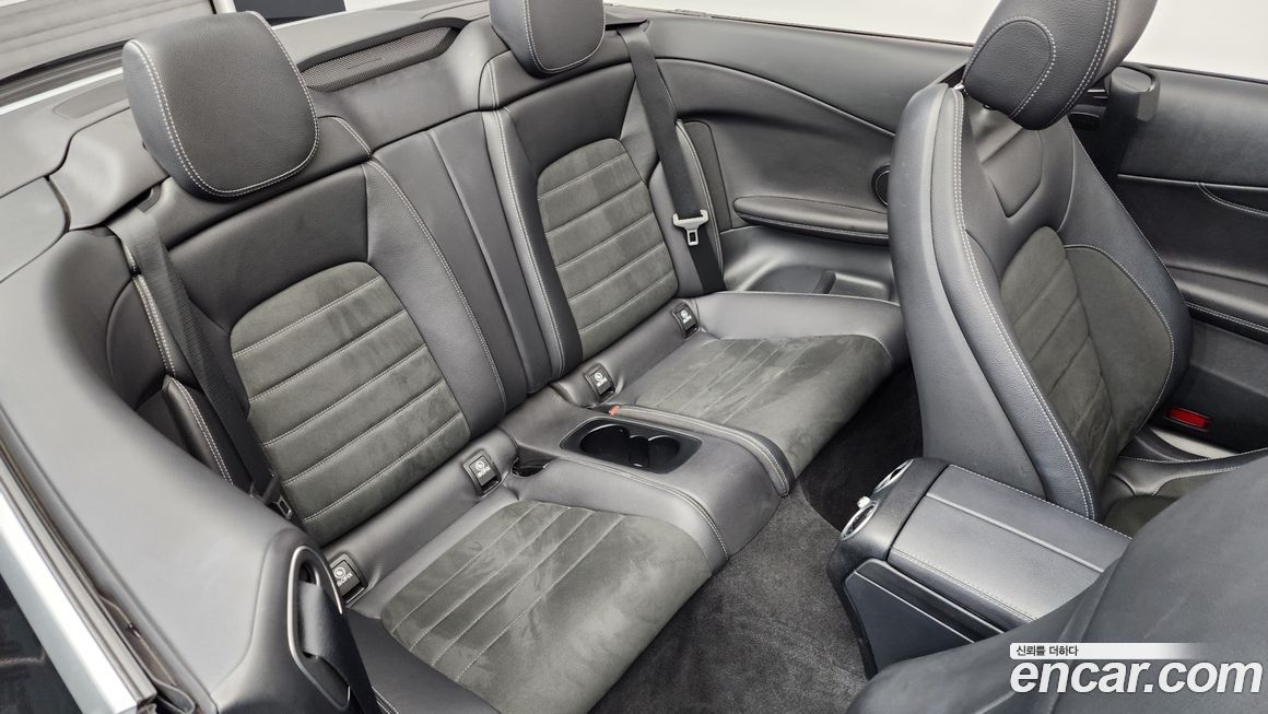 Mercedes-Benz C-Class 2021