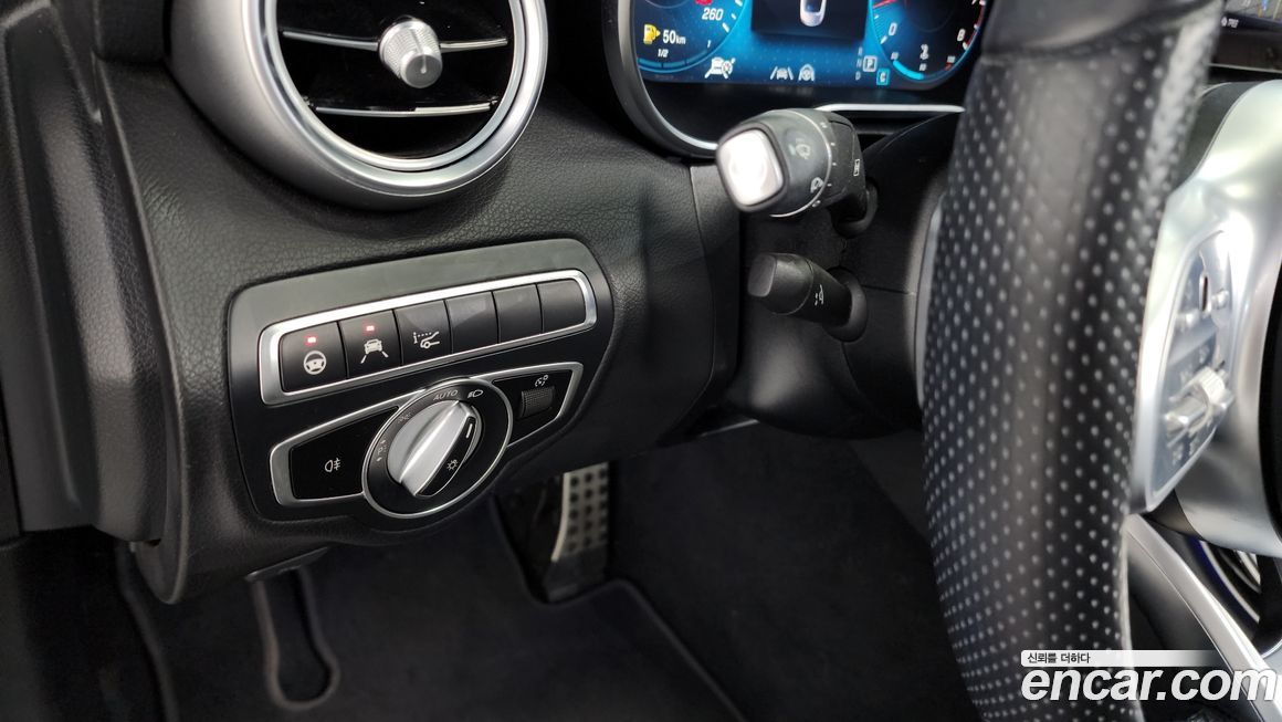 Mercedes-Benz C-Class 2021