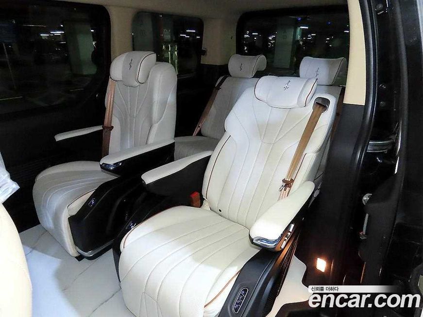Hyundai Staria 2023