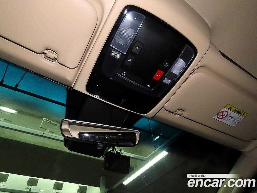Hyundai Staria 2023