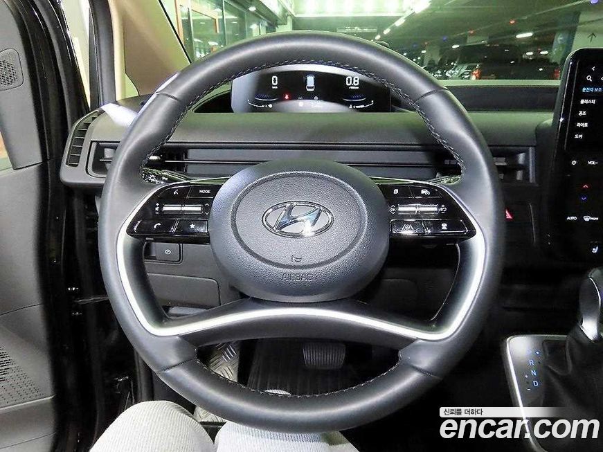 Hyundai Staria 2023