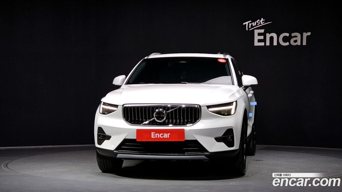 Volvo XC40 2024