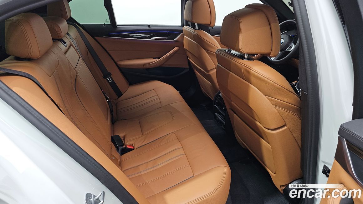 BMW 5-Series 2022