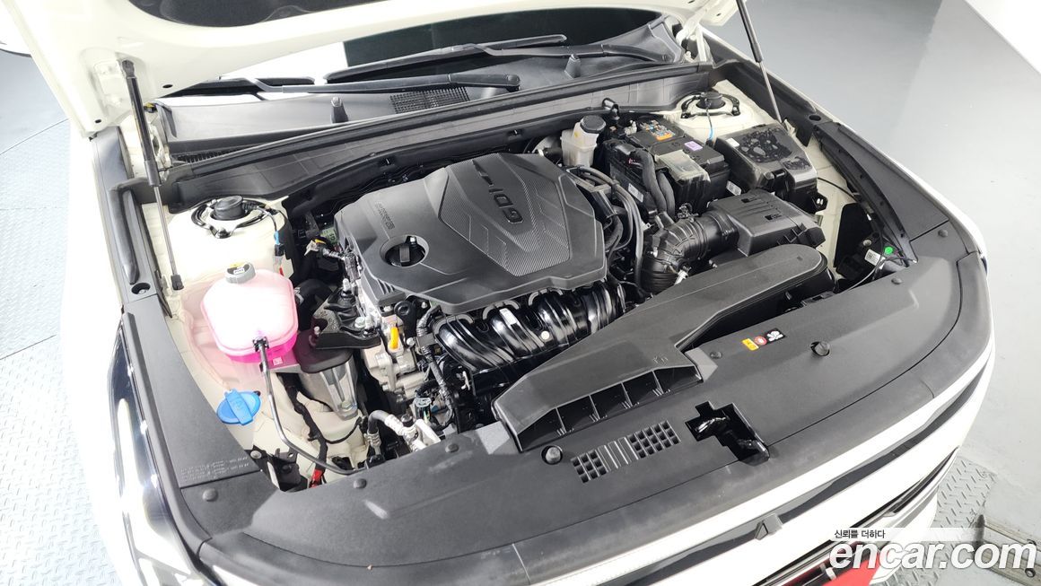 Kia K8 2025