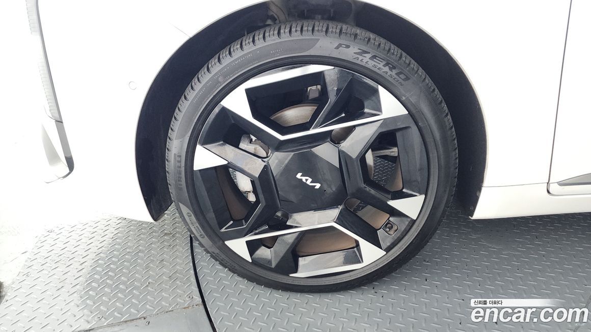 Kia K8 2025