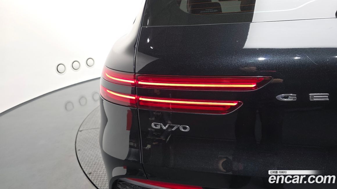 Genesis GV70 2022