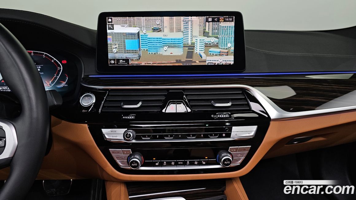BMW 5-Series 2022
