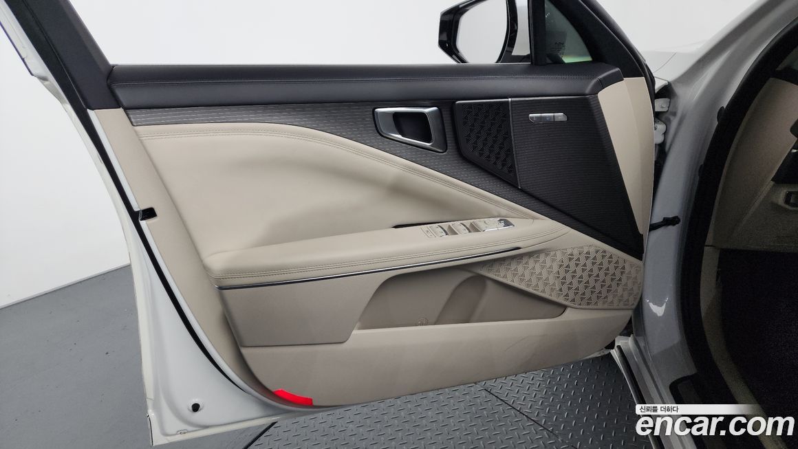 Kia K8 2025