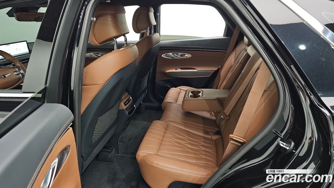 Genesis GV70 2023