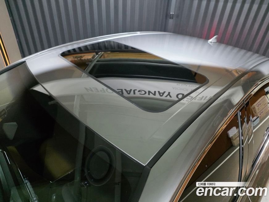 Toyota Camry 2025