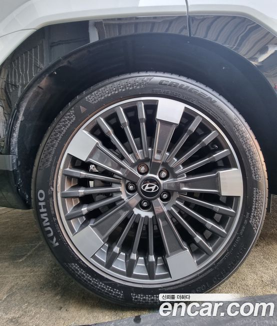 Hyundai Santafe 2025