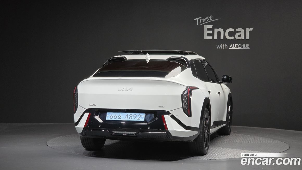 Kia EV4 2026