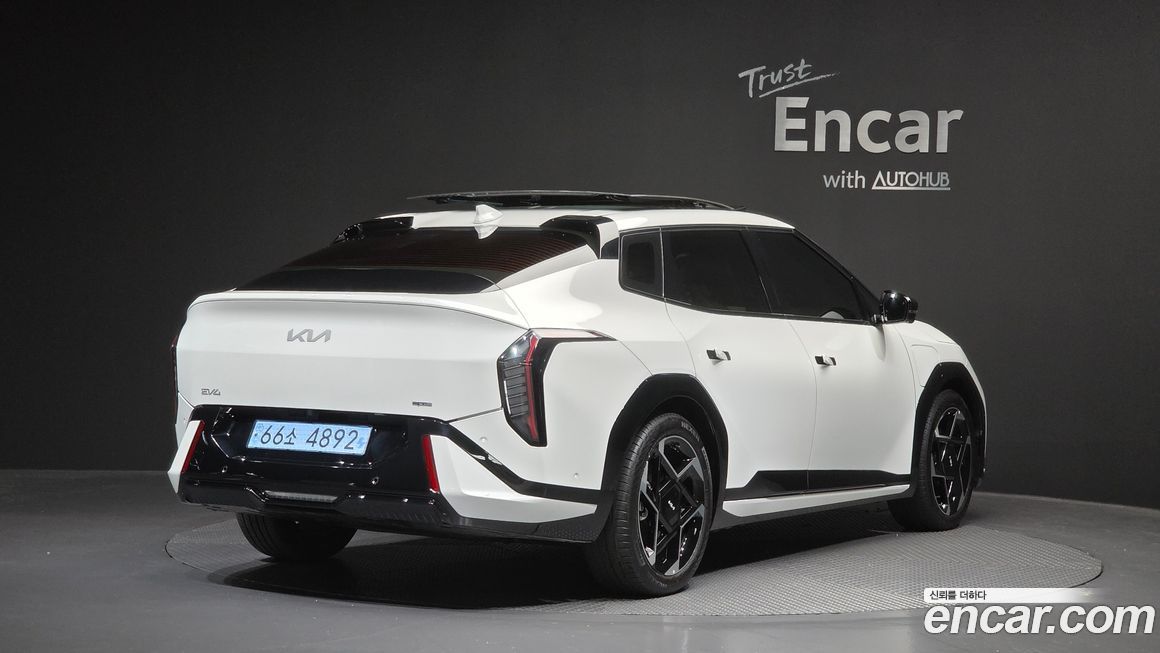 Kia EV4 2026