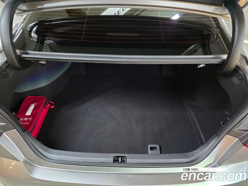 Toyota Camry 2025
