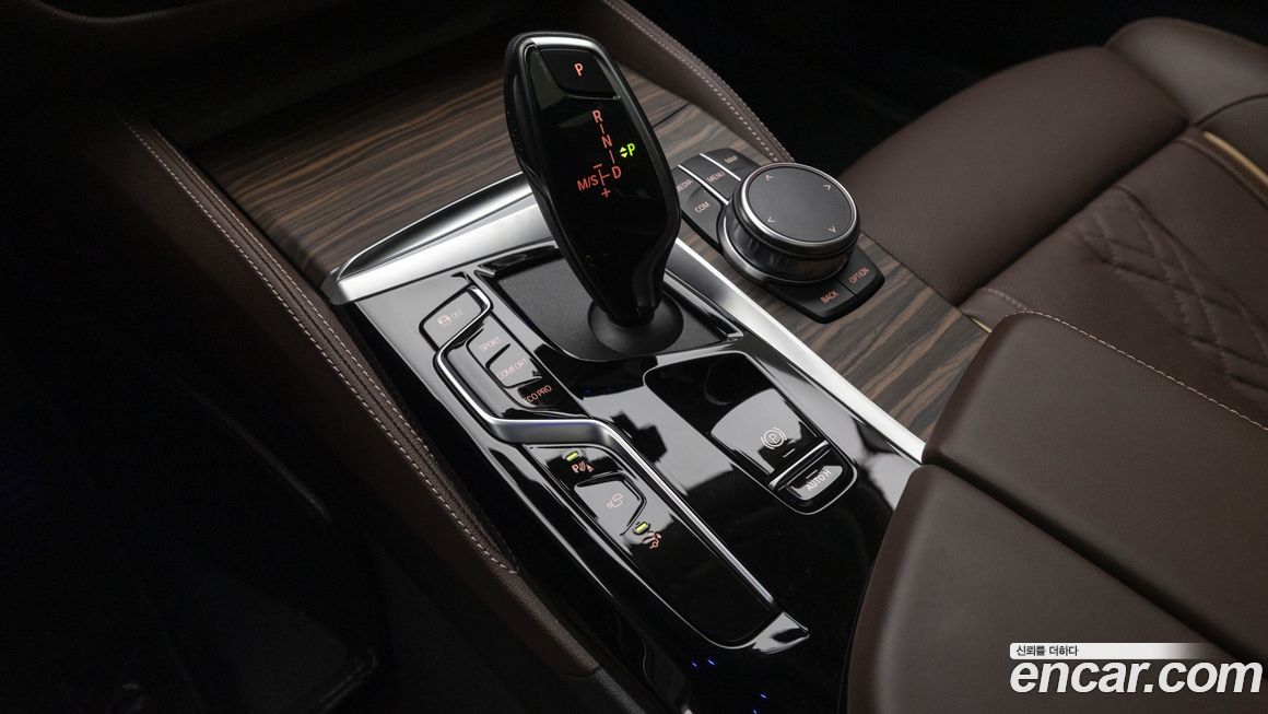 BMW Gran Turismo 2023