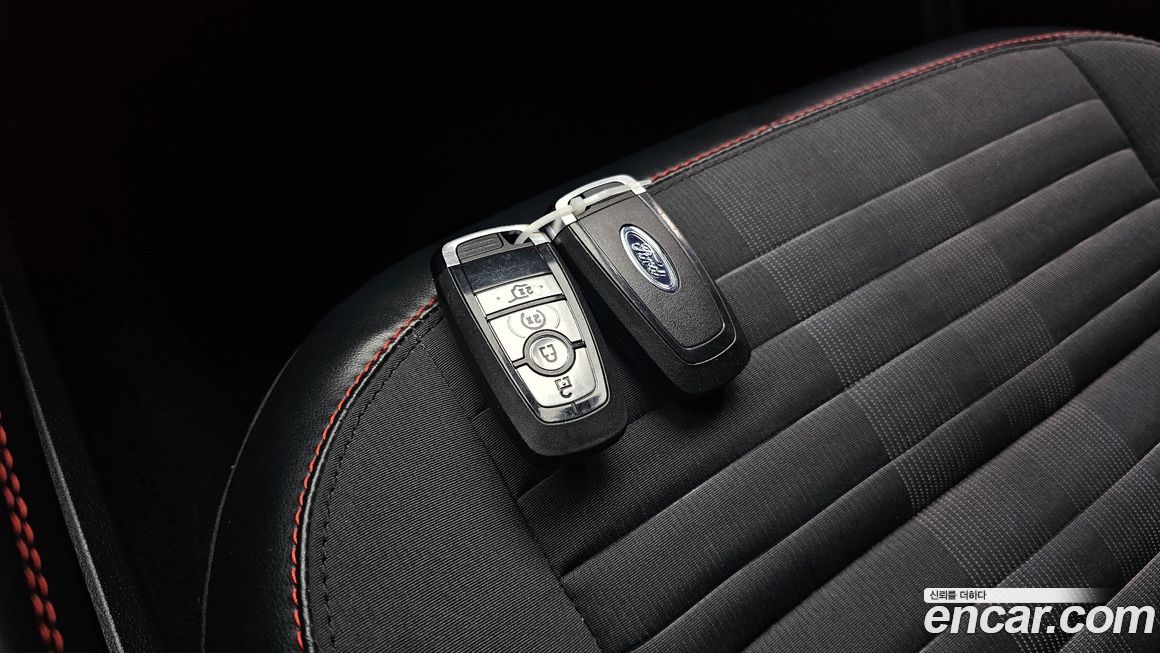 Ford Explorer 2025