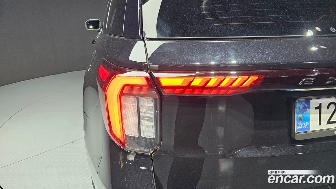 Ford Explorer 2025