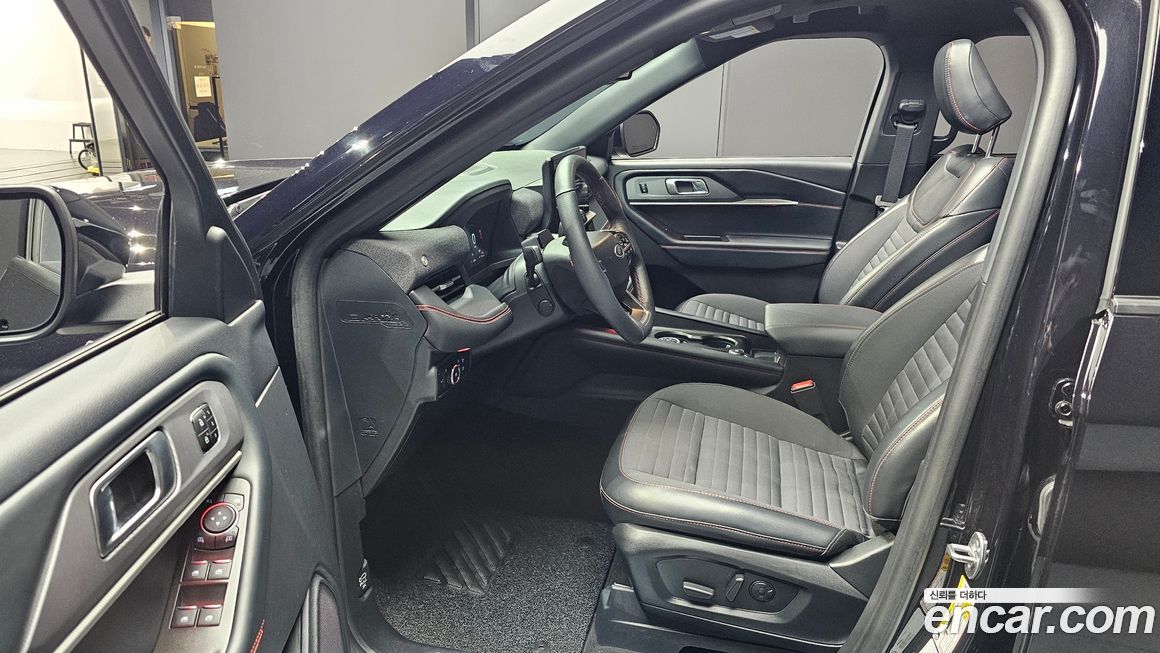 Ford Explorer 2025