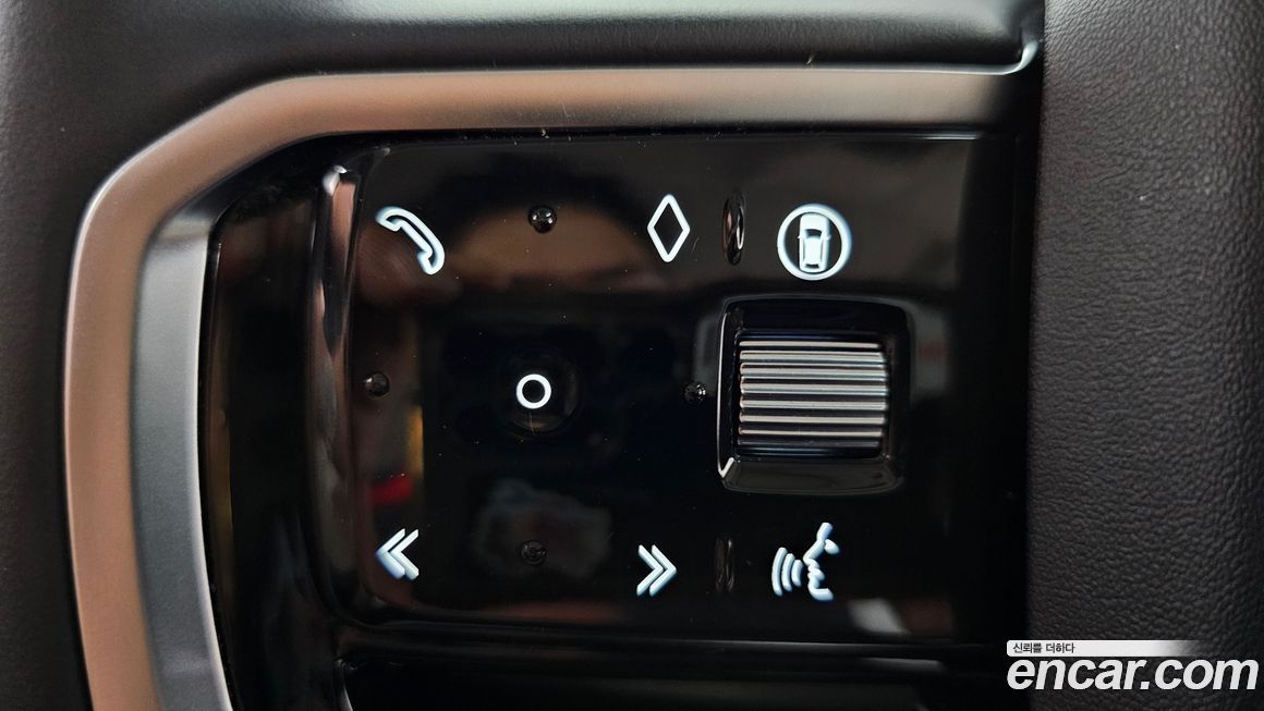Land Rover Discovery Sport 2025